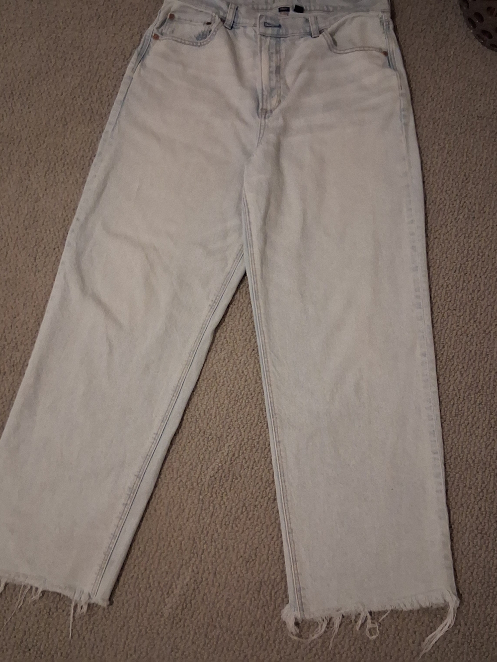 American Eagle Outfitters Women’s Light Wash Wide-Leg Jeans